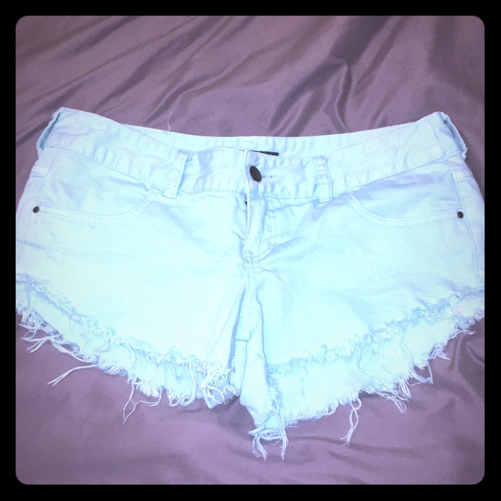 Billabong low rise shorts